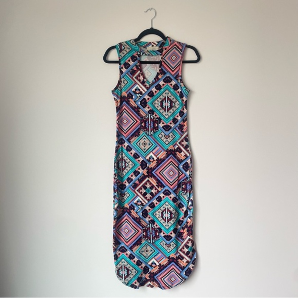 Geometric Sleeveless Maxi Dress